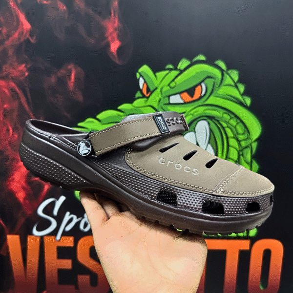 Crocs Yukon Café