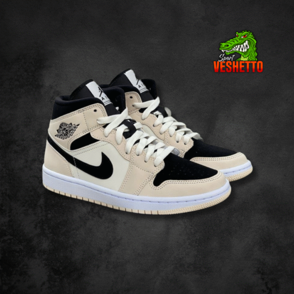 Bota R1 negra piel